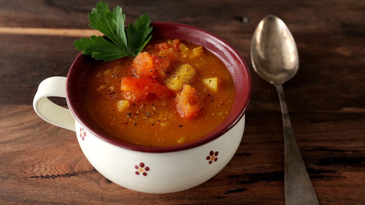 Vďaka tejto zázračnej polievke sa opäť cítim lepšie! Vegánska, jednoduchá Vďaka tejto zázračnej polievke sa opäť cítim lepšie! Vegánska, jednoduchá a zdravá