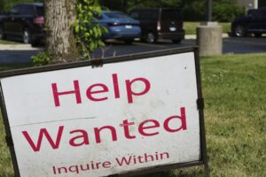 Žiadna katastrofa, žiadny zázrak, skôr nuda: Trh práce ochladzuje, rezignácie pr...