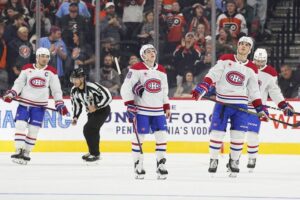 Arbitráž zažehnaná: Slafkovského spoluhráč z obrany s novou zmluvou