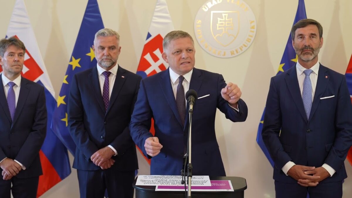 Tlačová konferencia o podozreniach z ovplyvňovania vnútorných záležitostí SR
