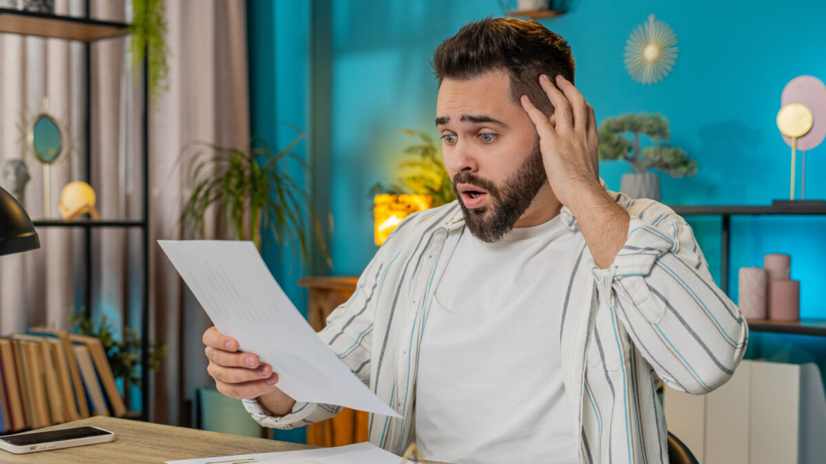 Keď sa pýtaš ChatGPT na vysoký účet za energie, mal by viniť seba.