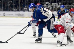 Idem si zahrať padel, akoby som tu ani nebol. Jágr sa pripravuje na 38. sezónu