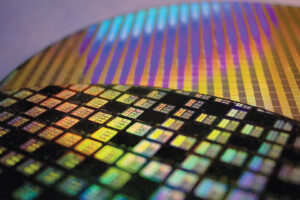 Polovodičový priemysel prichádza o miliardy kvôli tejto drobnej anomálii.