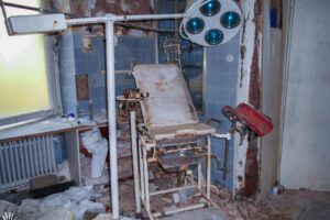 Tajomná vila lekárov Kraftových: opustená ordinácia a dedictvo, ktoré nikto nech...