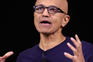 Satya Nadella o „enige úspechu“ v ére AI: Prosperujúci podnik, ale 15 000+ prepu...