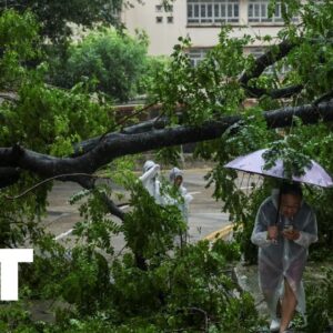 Tajfún Wipha zasiahol Filipíny: Hrozí záplavy a zosuvy pôdy, dvaja ľudia sú nezv...