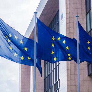 Euro stabilné po tom, čo ECB ponechala sadzby bez zmeny, Euro stabilné po tom, čo ECB ponechala sadzby bez zmeny, Lagarde signalizuje spo...