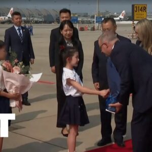 Austrálsky premiér Albanese pricestoval do Chengdu po náročných rokovaniach v Pe...