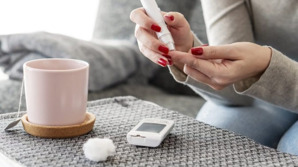 Päť najčastejších príznakov, ktoré prezradia, že máte cukrovku. Zamerajte sa na zrak aj kožu.