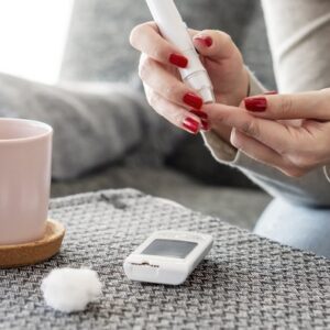 Päť najčastejších príznakov, ktoré prezradia, že máte cukrovku. Zamerajte sa Päť najčastejších príznakov, ktoré prezradia, že máte cukrovku. Zamerajte sa na ...