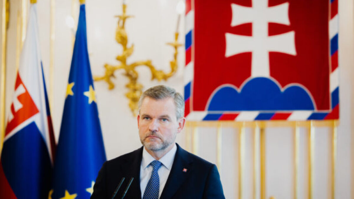 Slovenské hnutie obrody podalo ústavnú sťažnosť na Pellegriniho pre zmarené referendum o neuplatňovaní ruských sankcií