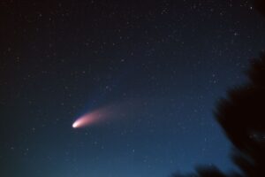 „Objavil som nejaký objekt,“ stálo v telegrame. Ale Hale-Boppovu kom...