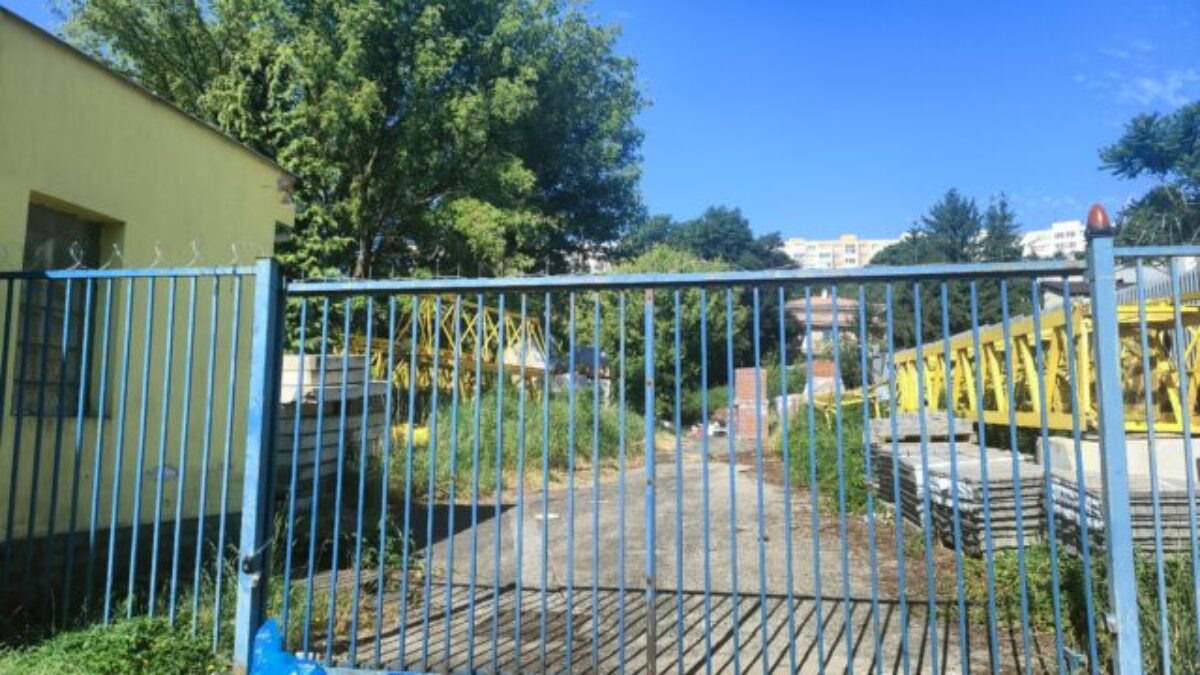 Košické kúpalisko Triton chátra už dlhé roky, mesto aktuálne zisťuje záujem časti Juh o danú lokalitu – FOTO