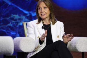 Ostrá výzva od Morgan Stanley adresovaná generálnej riaditeľke GM, Mary Barra: &...