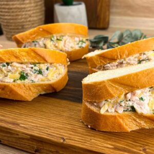 Raňajková klobásovo-syrová bomba.