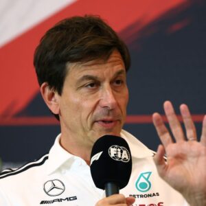 Správy F1: F1 zvažuje zvýšenie zálohových poplatkov za protesty a odvolania.