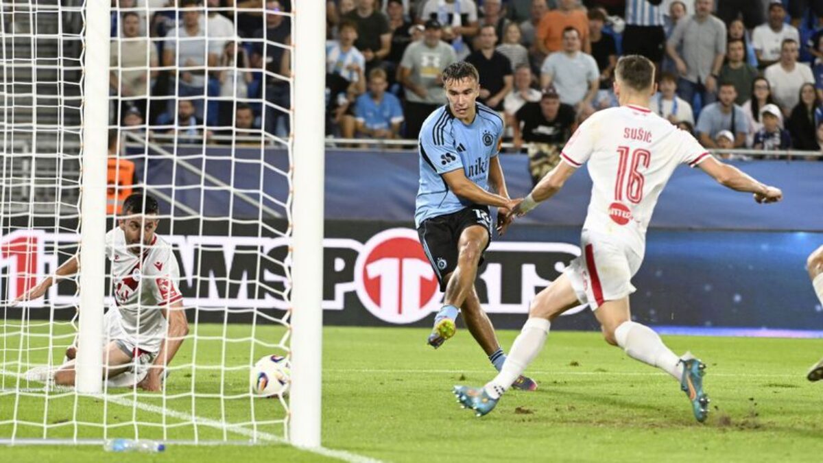 Eufória na Tehelnom poli, rekordný zápis belasých. Slovan zničil Mostar. Weiss: Ľudia nám vliali energiu