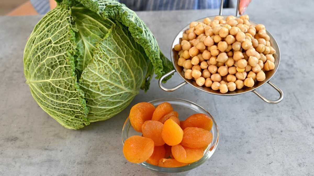 Kel, sušené marhule a cícer. Rýchly a vegánsky recept