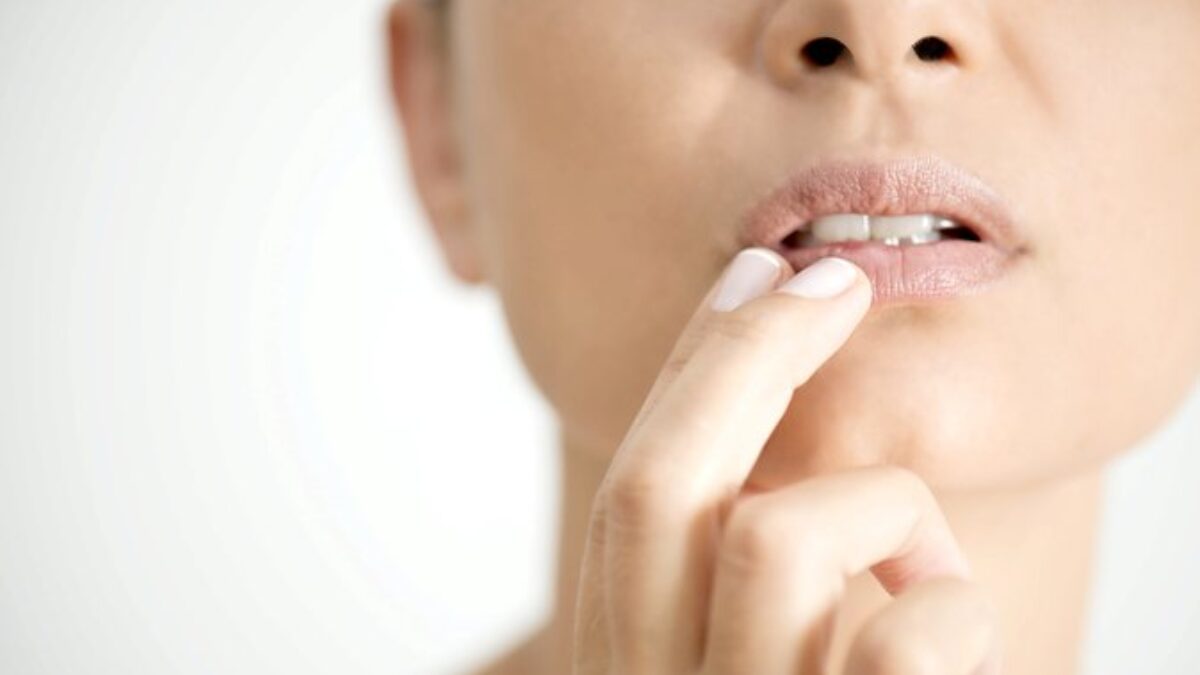 Herpetické vírusy nie sú len opary na pere. Ktoré sú nebezpečné?