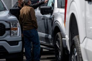 GettyImages-1247382430-e1753134281573.jpg Ako clá Trumpa zasahujú cenovo dostupné autá.