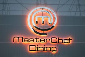 Koniec jednej éry. Hviezdu MasterChefa grilujú kvôli sexuálnemu obťažovaniu