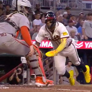 Ronald Acuña mladší neprestáva ohromovať bejzbalový svet.