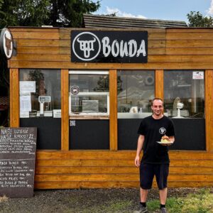 Pankáč z križovatky. V BBQ Búde vás odzbrojí vymazleným mäsom Pankáč z križovatky. V BBQ Búde vás odzbrojí vymazleným mäsom za skvelú cenu.