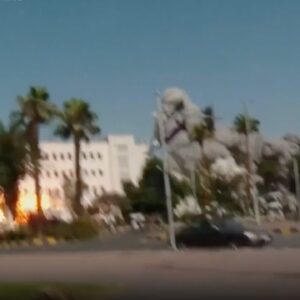 Video zachytáva izraelské útoky na sídlo sýrskeho ministerstva obrany