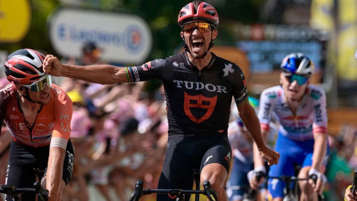 Alaphilippe oslavoval priskoro, skončil tretí