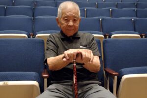 Príbeh Japonca, ktorý prežil obe atómové bomby, má prvý trailer. Príbeh Japonca, ktorý prežil obe atómové bomby, má prvý trailer. James Cameron c...