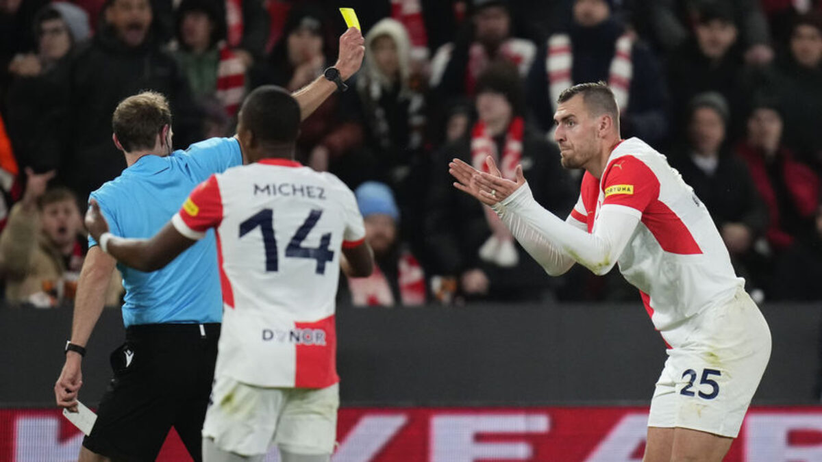 Po Sparte stratila body aj Slavia, remizovala s Hradcom Králové