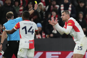 Po Sparte stratila body aj Slavia, remizovala s Hradcom Králové