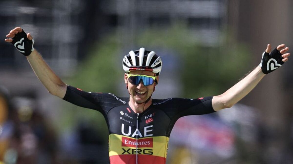 Tim Wellens, jazdec tímu UAE Team Emirates, sa stal víťazom 15. etapy Tour de France