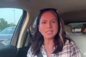 Tulsi Gabbard, odhaľuje množstvo demokratických elít vrátane Dr. Anthonyho Fauci...