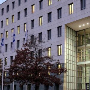Bývalé sídlo Deutsche Industriebank v Düsseldorfe zaznamenáva výrazný pokles dop...