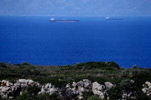 Grécko bude naďalej prepravovať RUSKÚ ROPU napriek sankciám