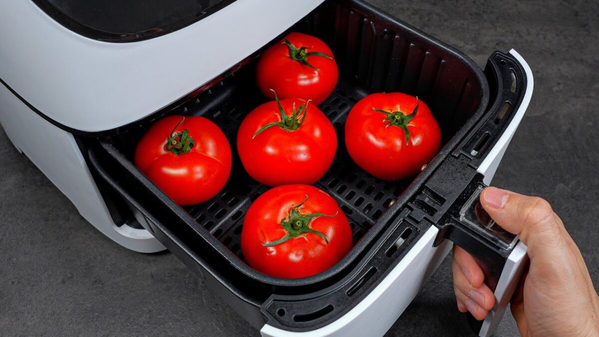 Rajčinové prekvapenie z fritézy.