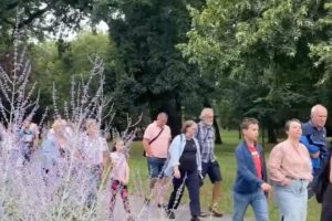 Mesto Košice: POZRITE SI, KADIAĽ VIEDLA PRECHÁDZKA S HLAVNÝM ARCHITEKTOM Mesto Košice: POZRITE SI, KADIAĽ VIEDLA PRECHÁDZKA S HLAVNÝM ARCHITEKTOM