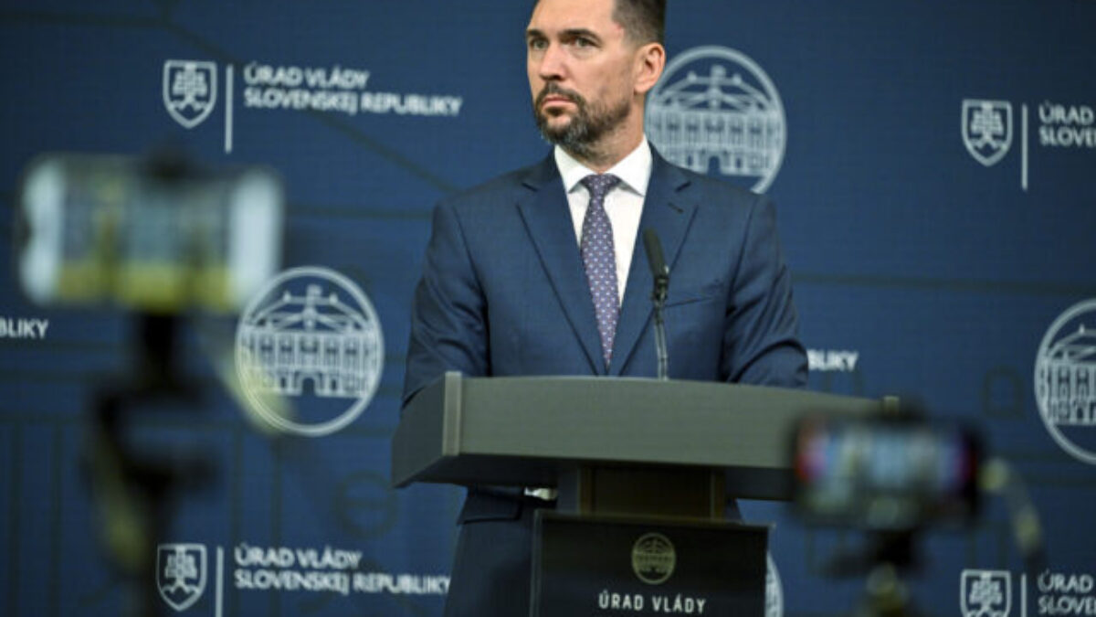 Takáč odmieta tvrdenia Zdechovského o čerpaní eurofondov a hovorí o pokračovaní politickej kampane