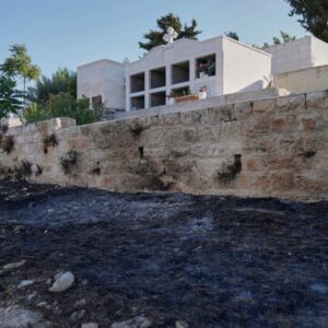 Pravoslávni lídri žiadajú Izrael, aby vyšetril násilie osadníkov pri kostole na ...