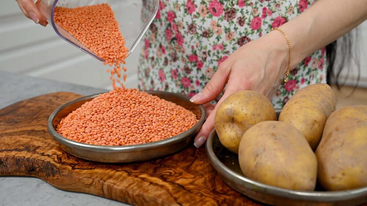 1 šálka červenej šošovice a zemiakov! Robím to každú zimu! 100% vegánsky recept.