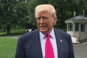 Donald Trump: „Nie som na strane Ukrajiny, nie som na strane Ruska – som s...