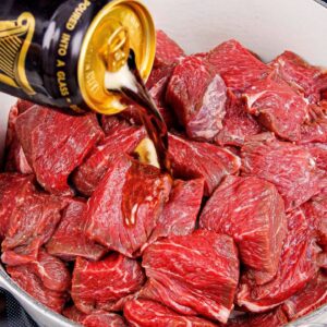 Najznámejšie recepty na hovädzí guláš! Tradičné, autentické a veľmi jednoduché n...