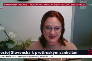 K. R. NEVEĎALOVÁ: OPOZÍCIA BY ROVNO ODOVZALA SLOVENSKO URSULE