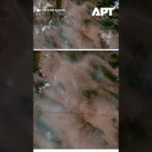 Časozberné zábery zo satelitu ukazujú tvorbu dymu z lesných požiarov nad juhozáp...