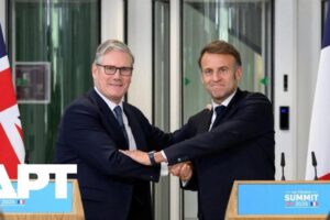 Klamú nám! V Doveri vrie hnev kvôli dohode o migrácii medzi Francúzskom a Spojen...