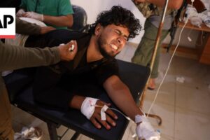 Desiatky zranených a mŕtvych pri zrážkach, Sýria ohlásila prímerie.