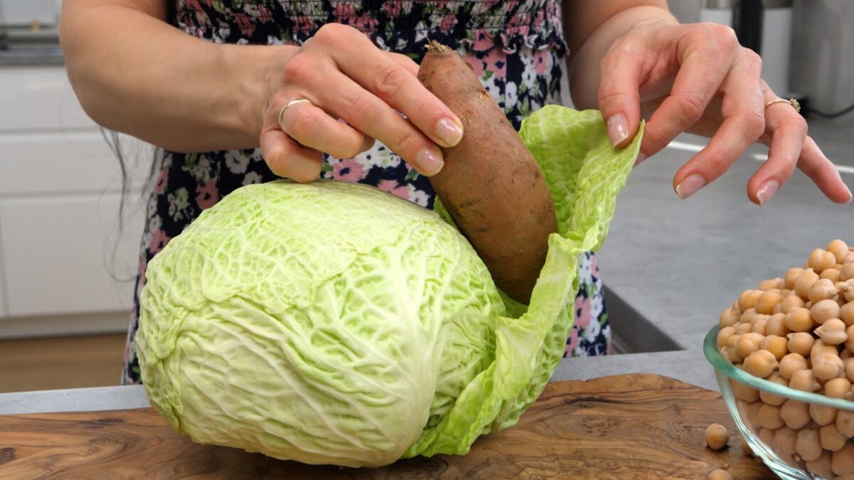 Túto kapustu varím takmer každý deň! Táto kapusta Savoy je taká aromatická a chutná