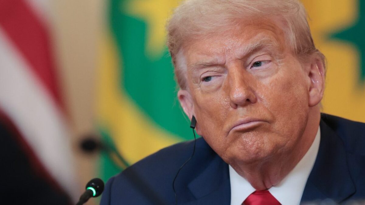 Budúcnosť 1,6 bilióna dolárov študentských pôžičiek je neistá, keďže Trump sa zameriava na ministerstvo školstva.