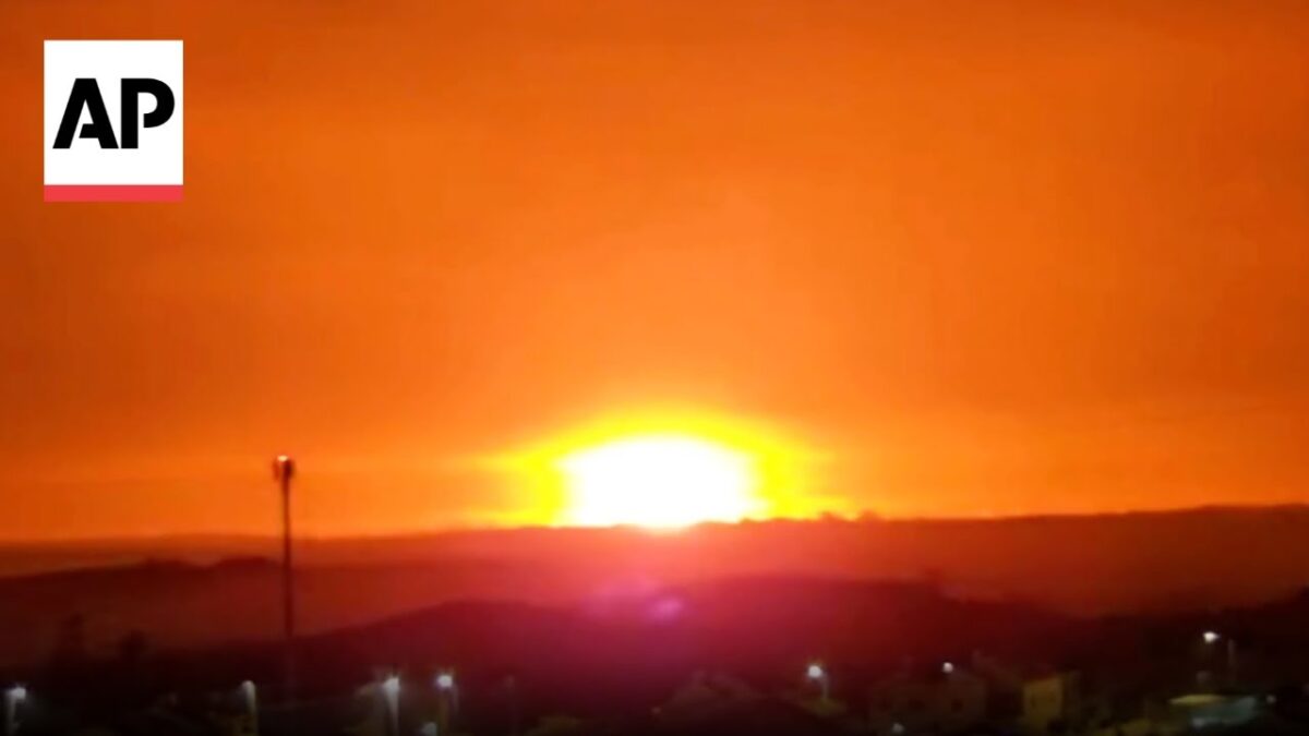 Výbuchy nad pásmom Gazy, Izrael pokračuje vo vojenskej operácii